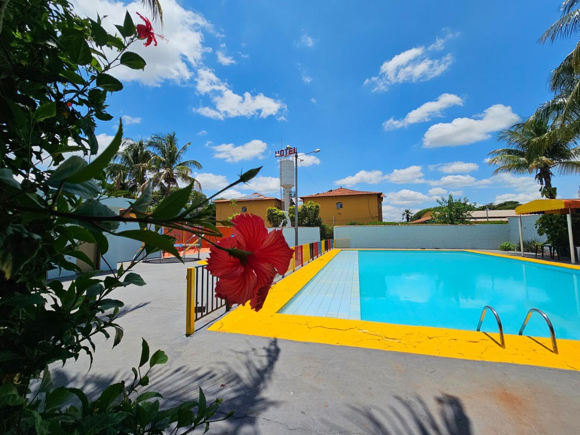 Esplanada Hotel Paraguacu Paulista Екстериор снимка