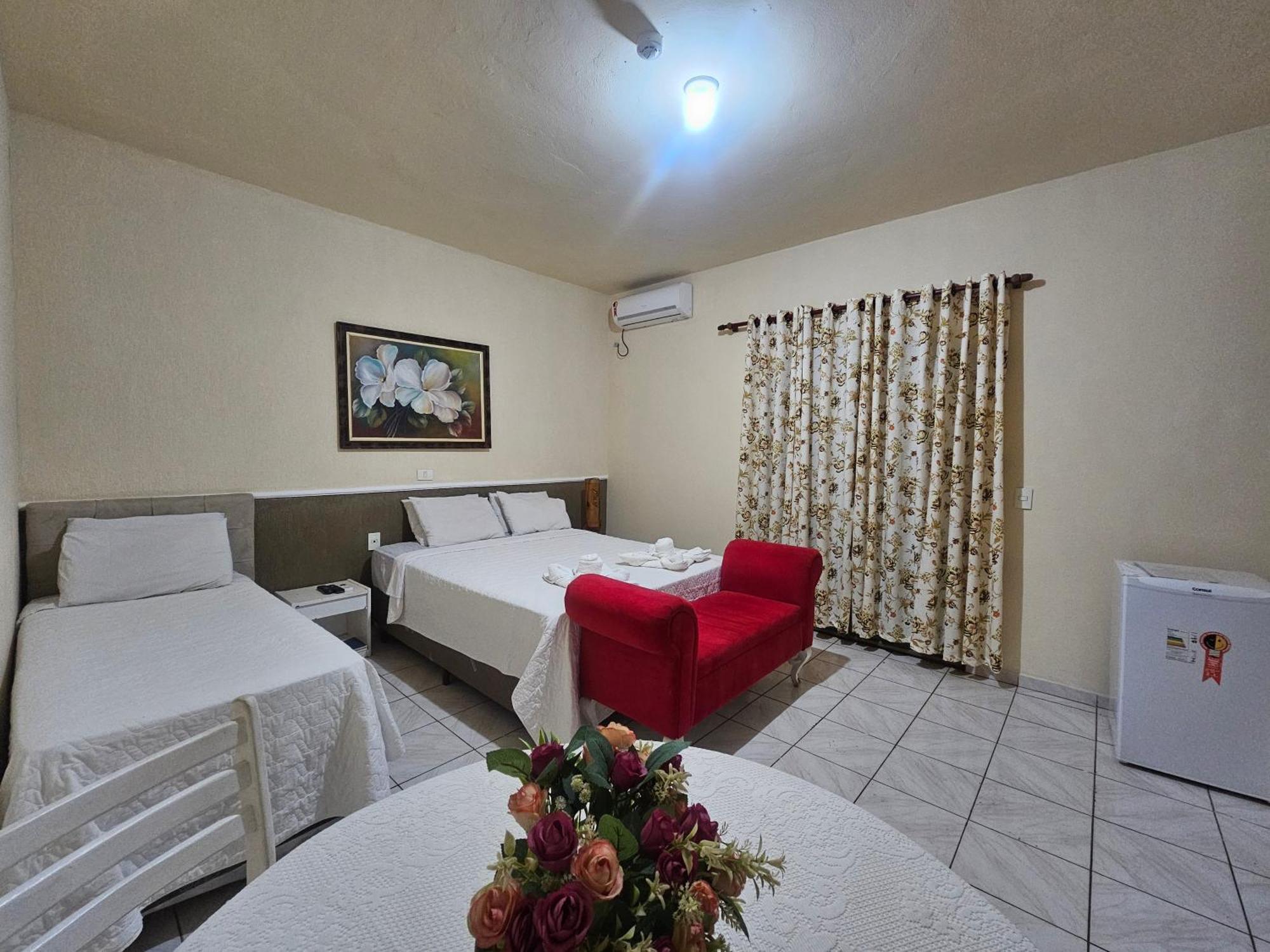 Esplanada Hotel Paraguacu Paulista Екстериор снимка